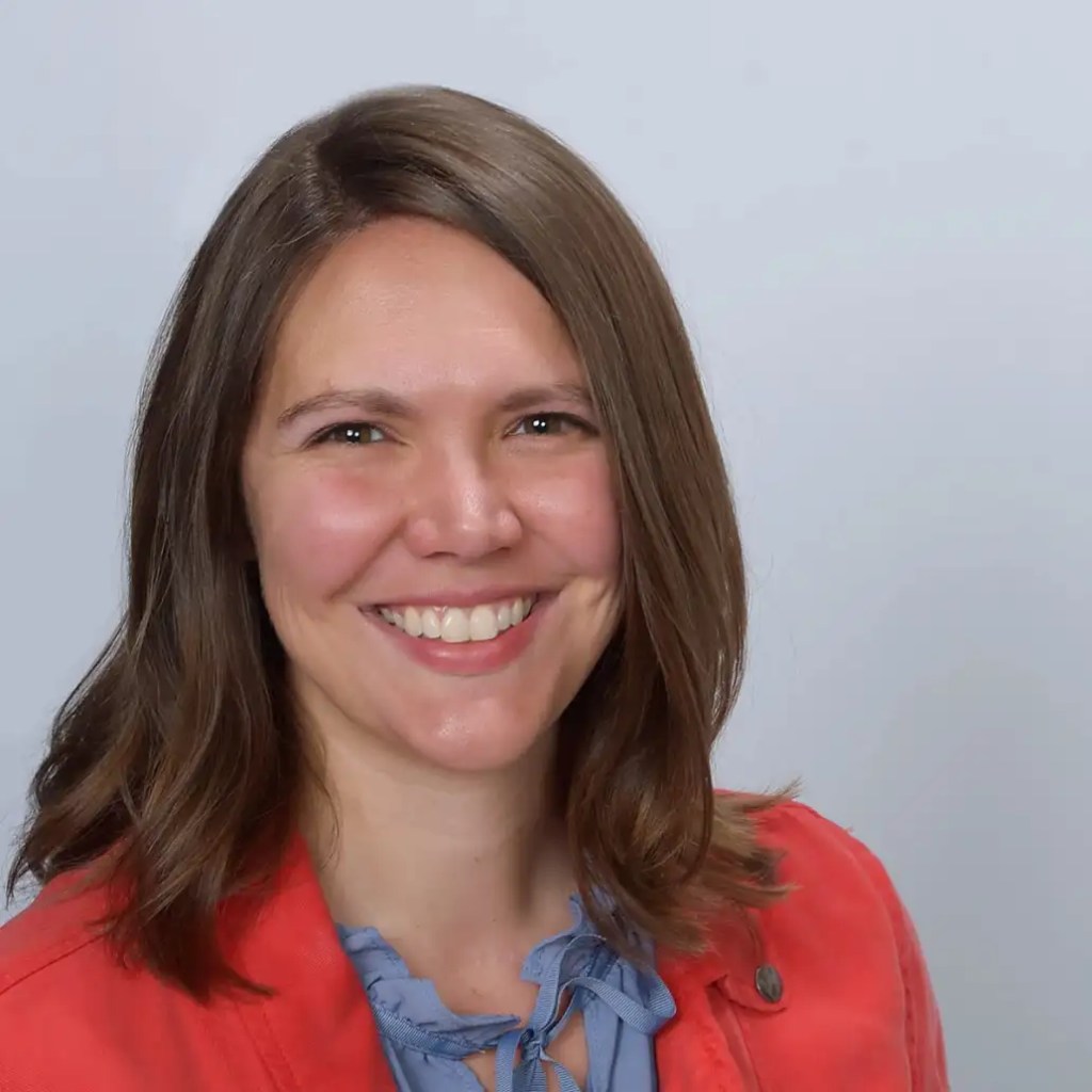 Headshot of Amber Hinds, CEO, Equalize Digital